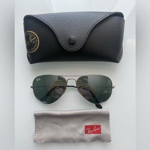 Ray-Ban Mirror Aviator Sunglasses
